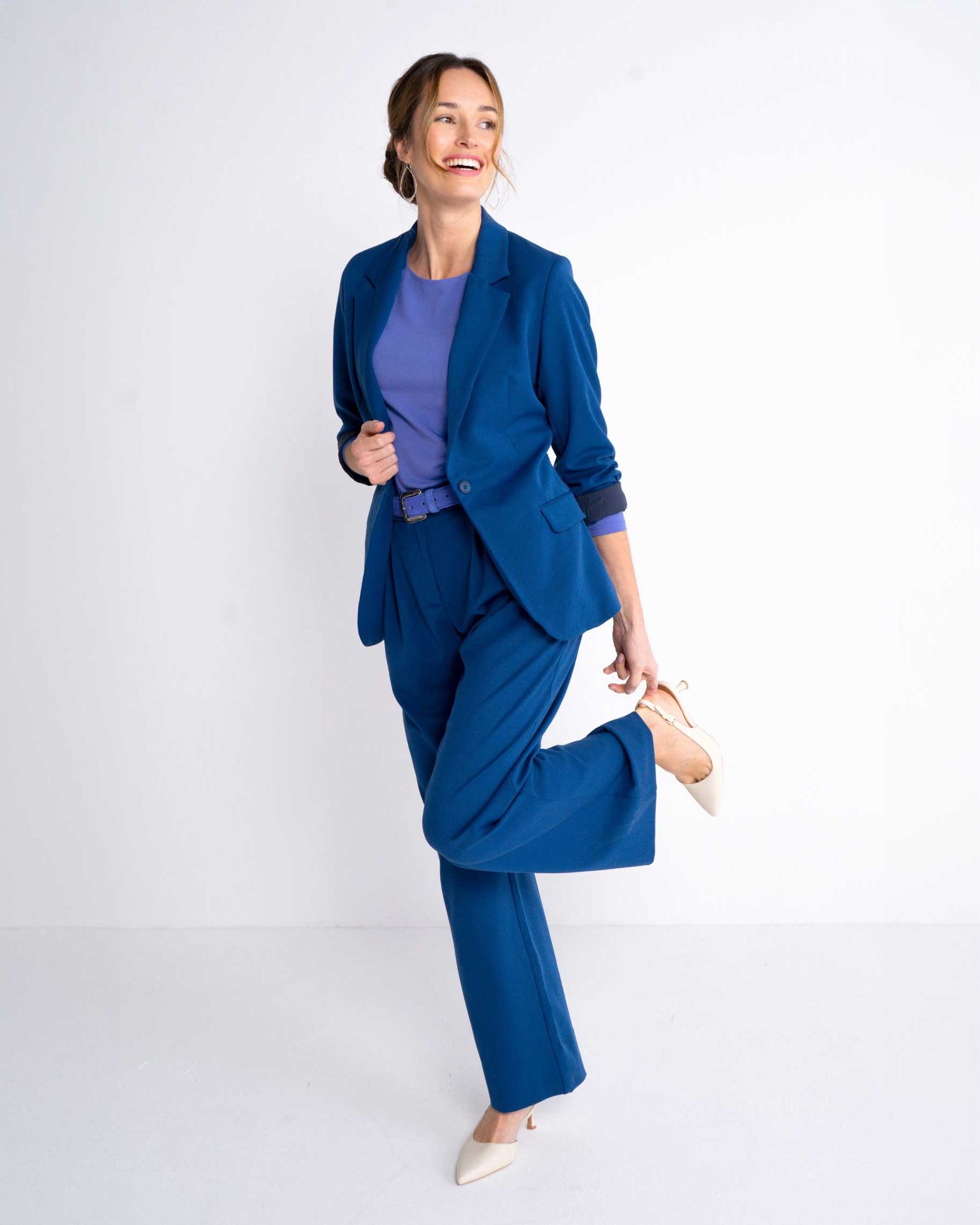 izzy_blazer_on_fig_estate_blue_c.jpg