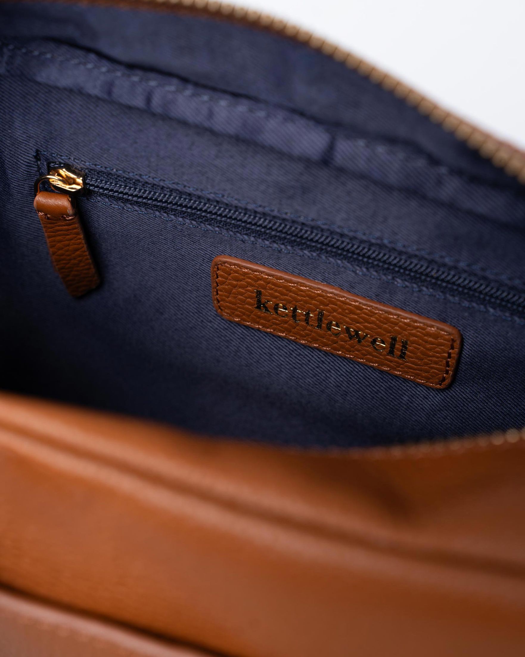 taylor_cross_body_bag_on_fig_tan_b.jpg