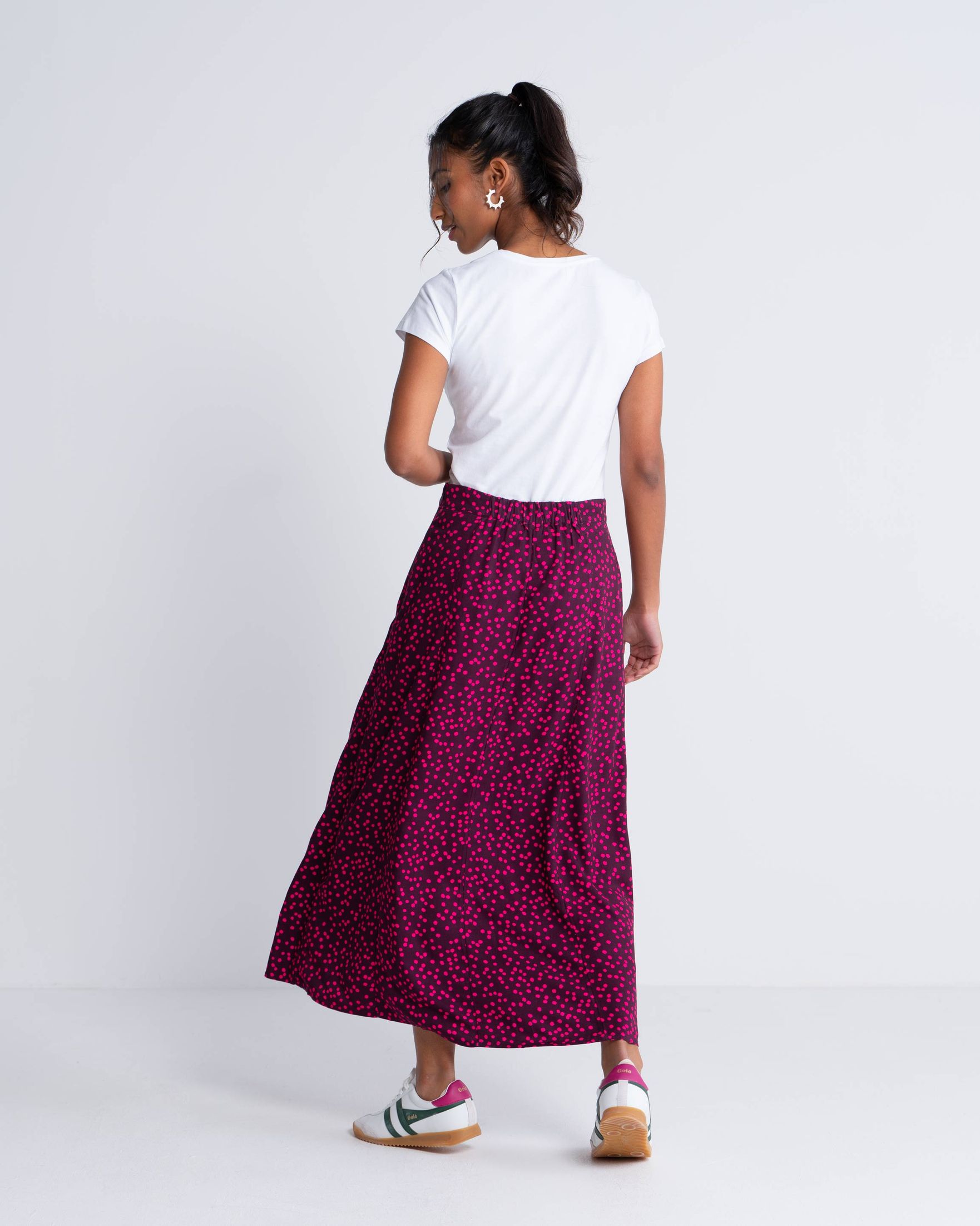 Joni_Print_Skirt_on_fig_Cassis_A.jpg