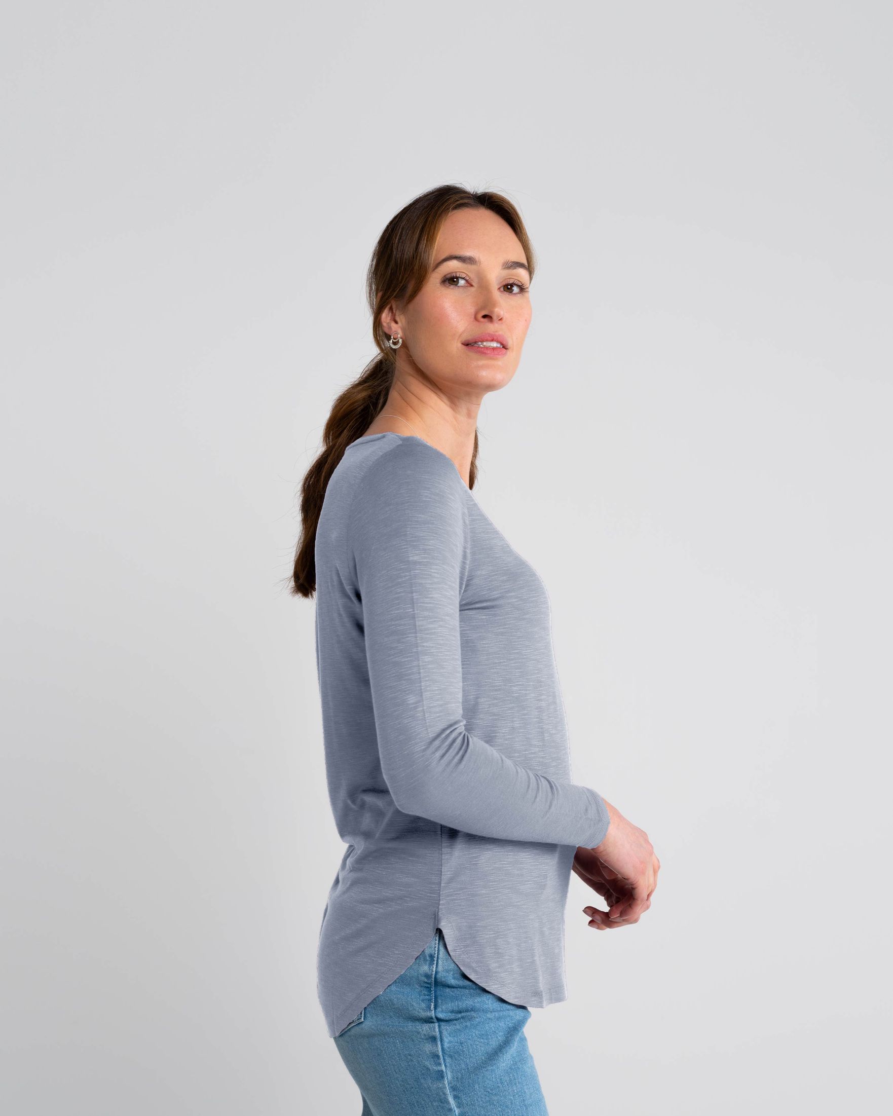 Valentine_Top_on_fig_Grey_Sky_A.jpg