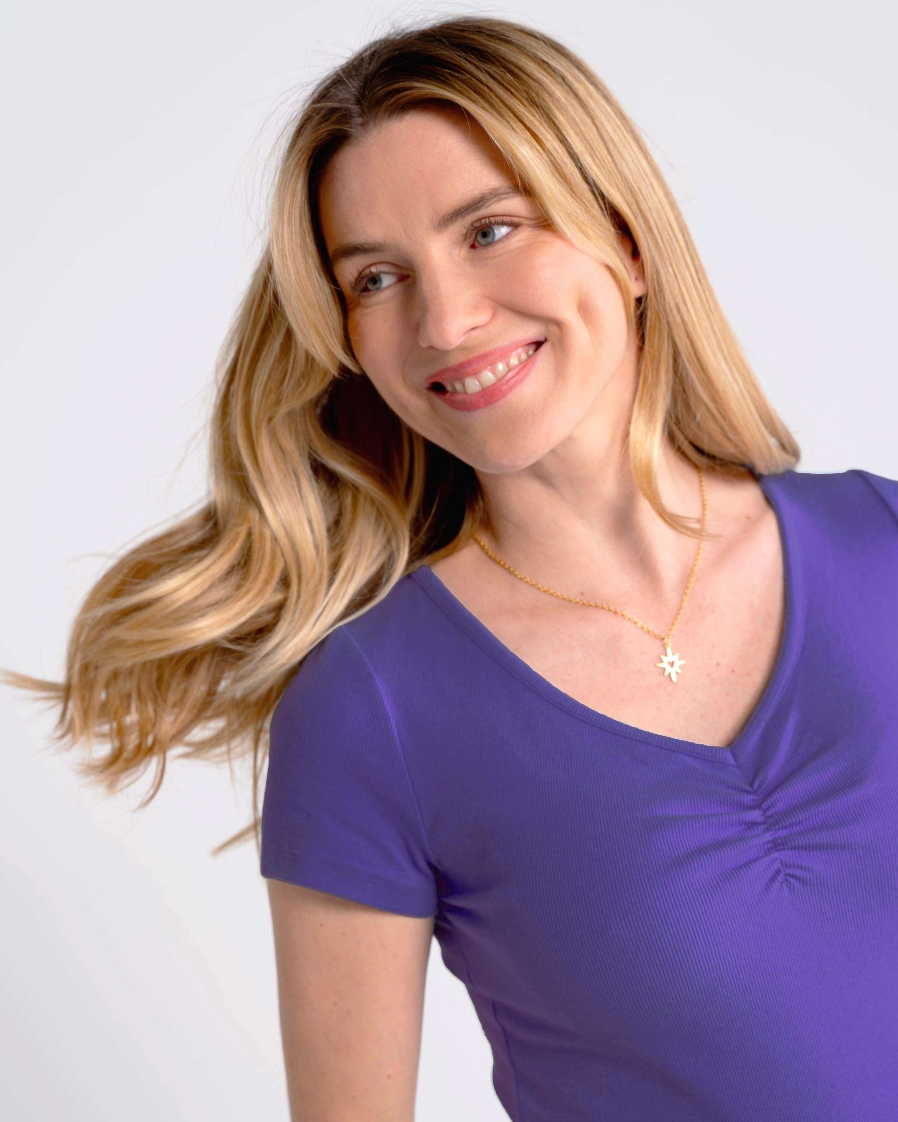 Sweet-V-Neck-Tee-on-fig-Kettlewell-Ganzi-Purple-B-edit.jpg