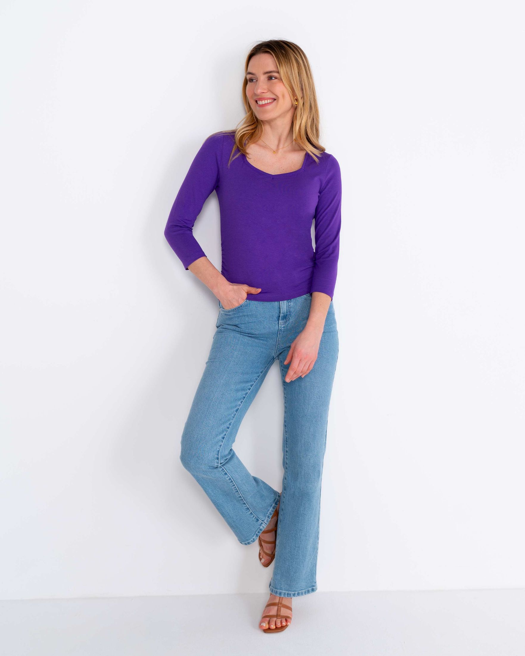 Sweetheart-three-quarter-sleeve-on-fig-Kettlewell-ultra-violet-b.jpg
