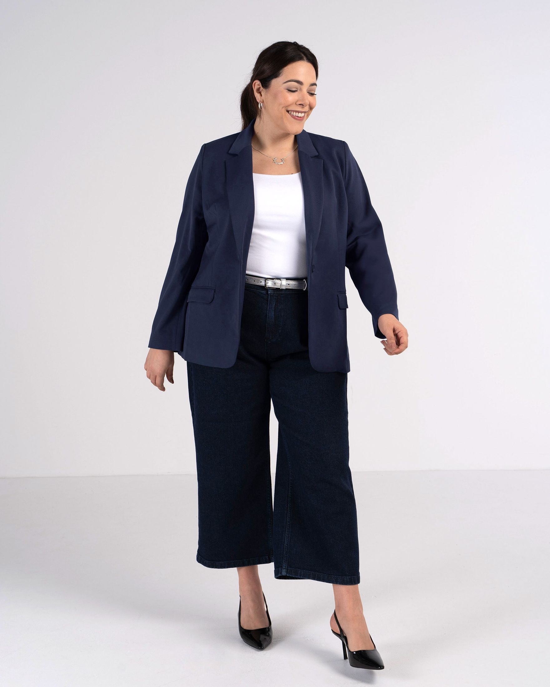 Izzy Blazer