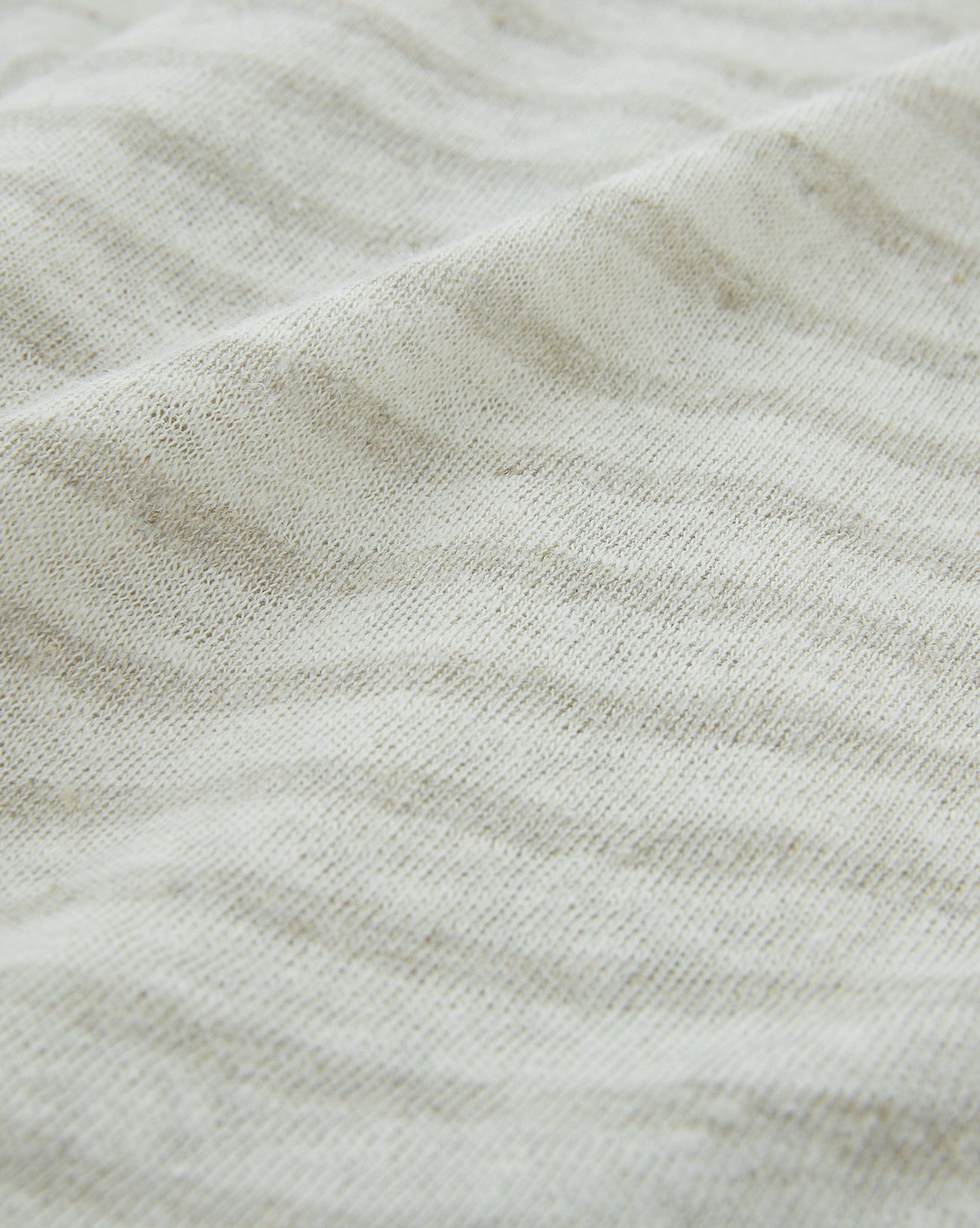 8421_Linen-Cotton-V-Neck-T-Shirt_Ecru-Oatmeal-Stripe_Detail-2_AMAZON.jpg