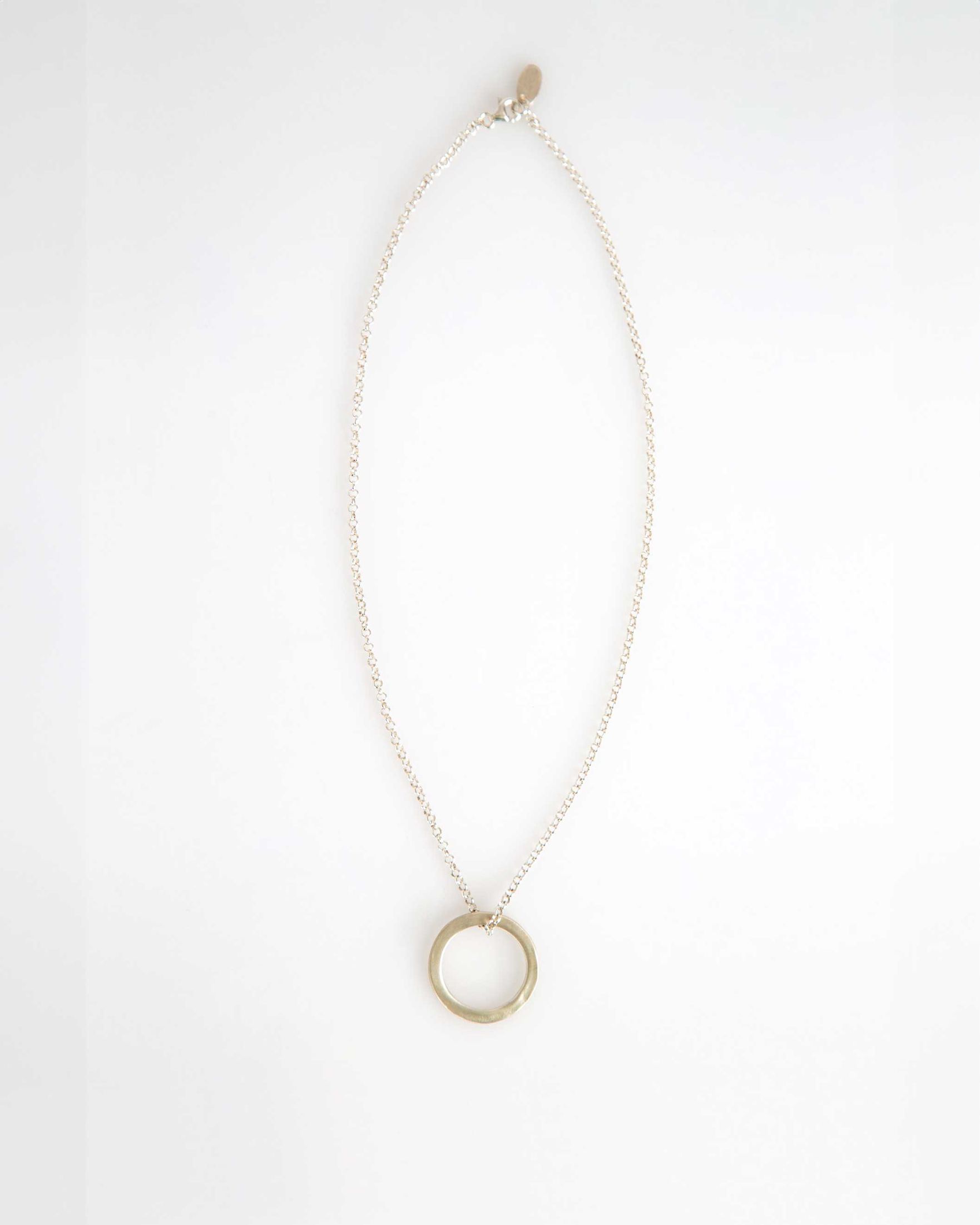 Halo_Necklace_Silver_Real.jpg