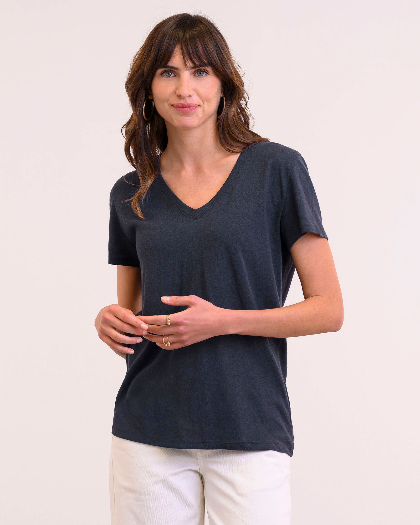 8421_linen_cotton_v_neck_tshirt_navy_10_1.jpg
