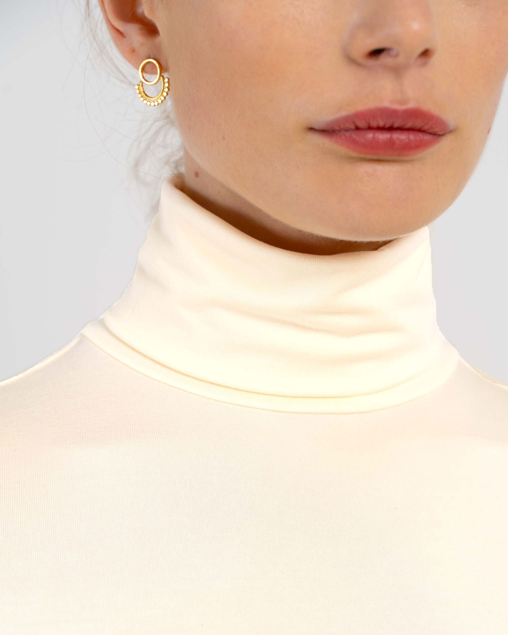 7005315IVRY-Silky-Roll-Neck-ecom-ivory-kettlewell-5.jpg