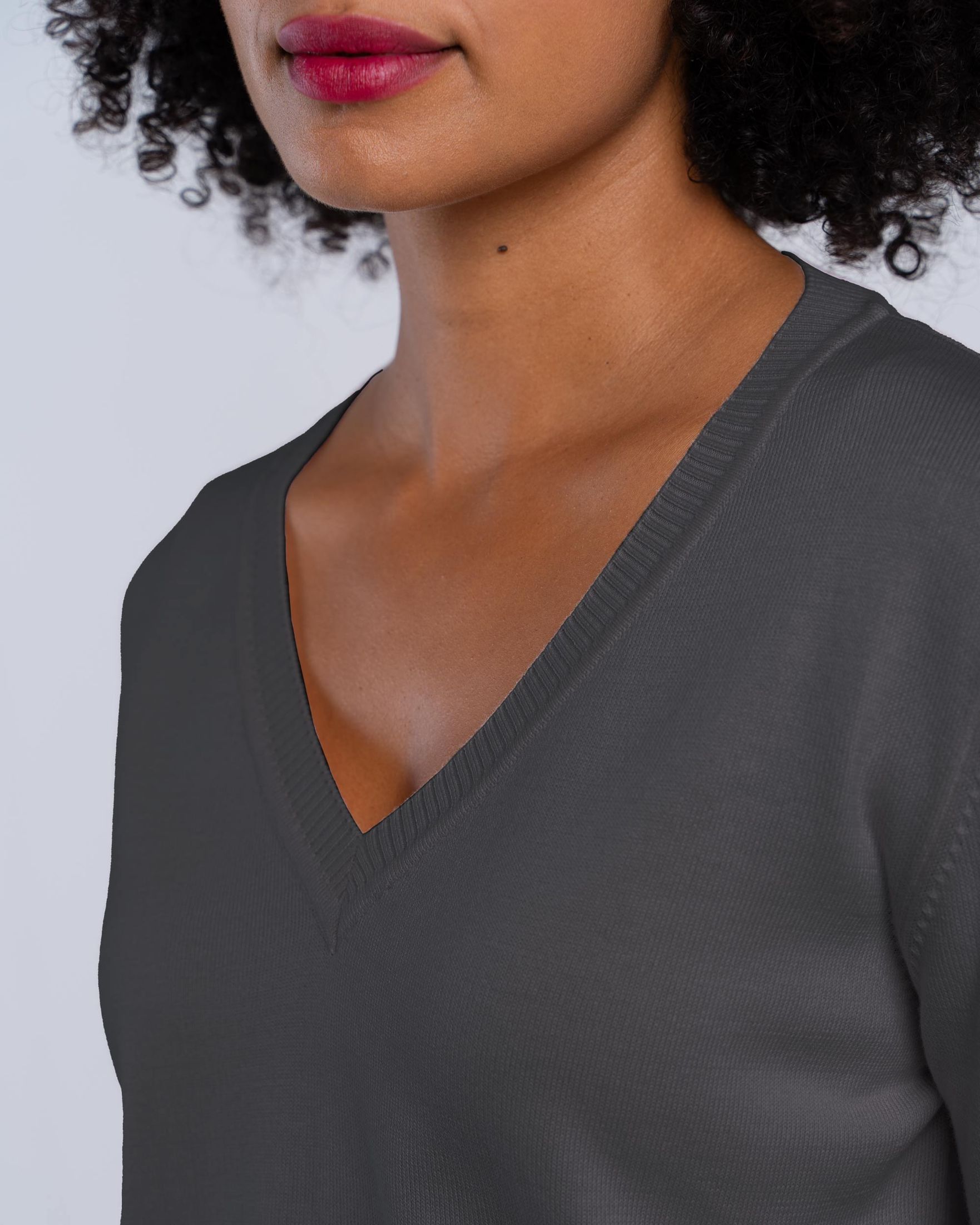 70118515LDNG-Cleo-V-Neck-Sweater-Ecom-London-Grey-kettlewell-5.jpg