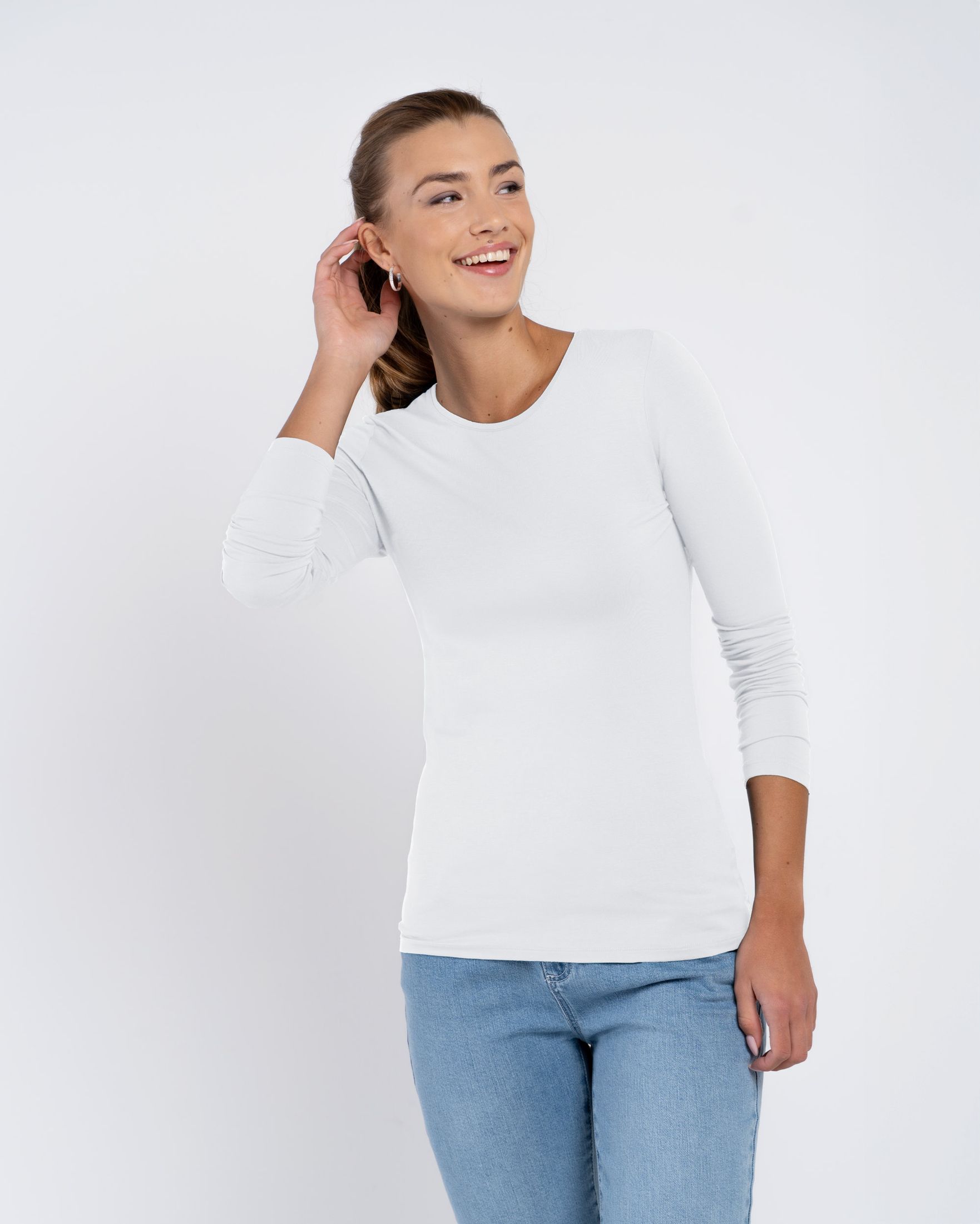 70053615CHWT-Silky-Crew-Neck-Ecom-Chalk-White-kettlewell-2.jpg