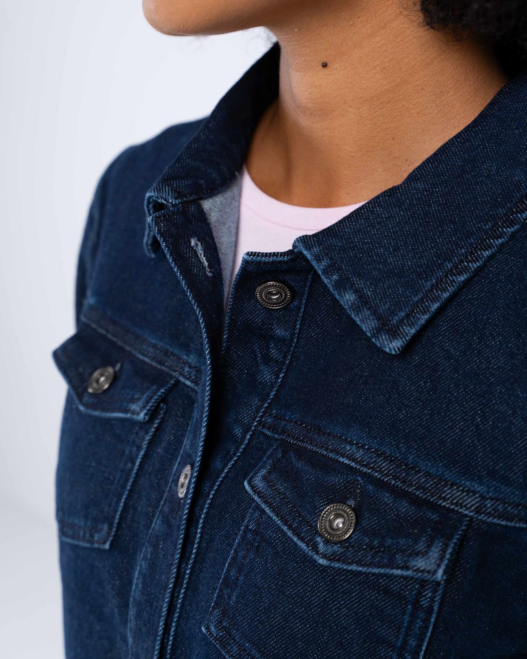 70116915DDEN-Darla-Denim-Jacket-Ecom-Dark-Denim-Kettlewell-6.jpg