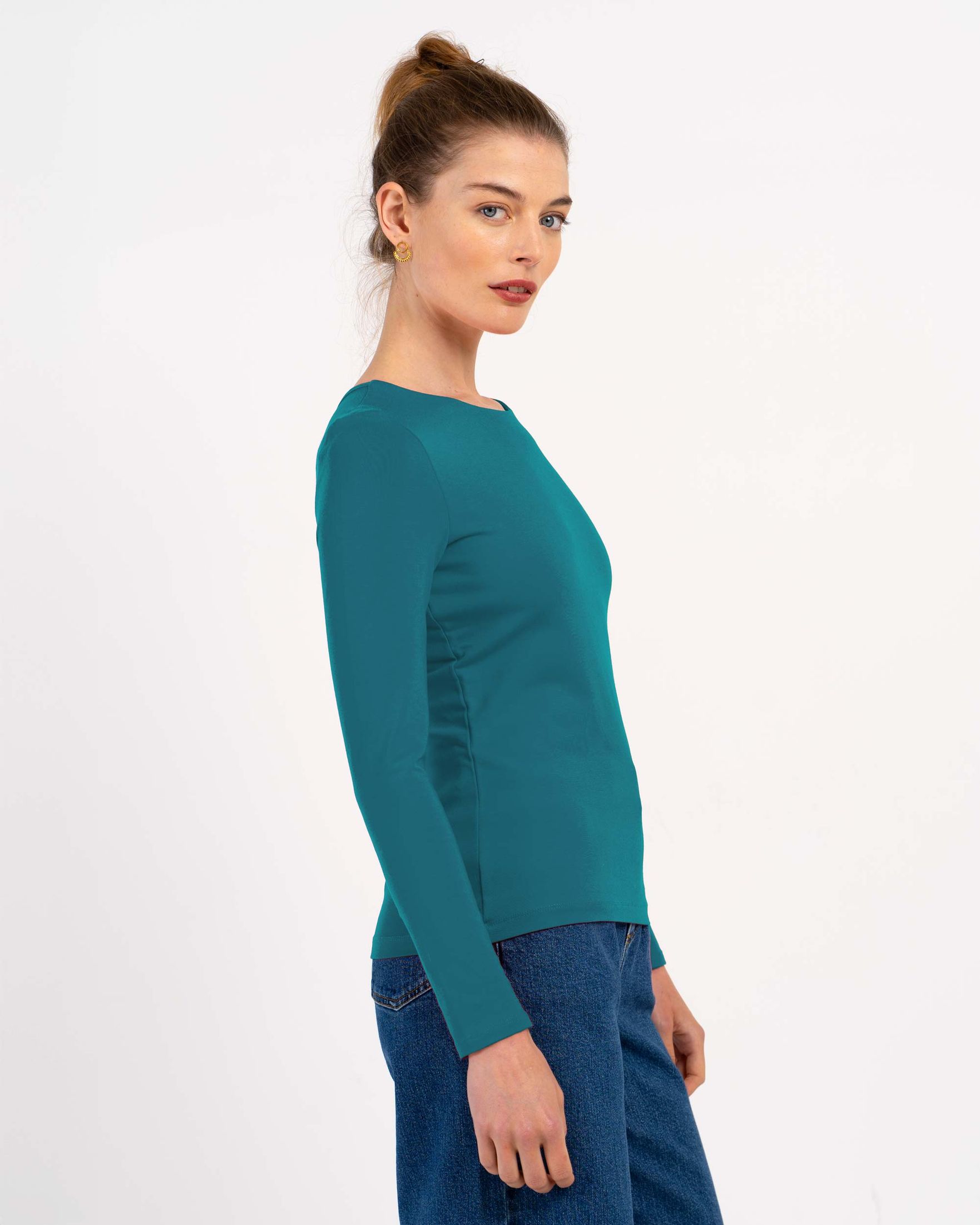 70107115KING-Darcey-Crew-Long-Sleeve-ecom-side-kingfisher-kettlewell-4.jpg