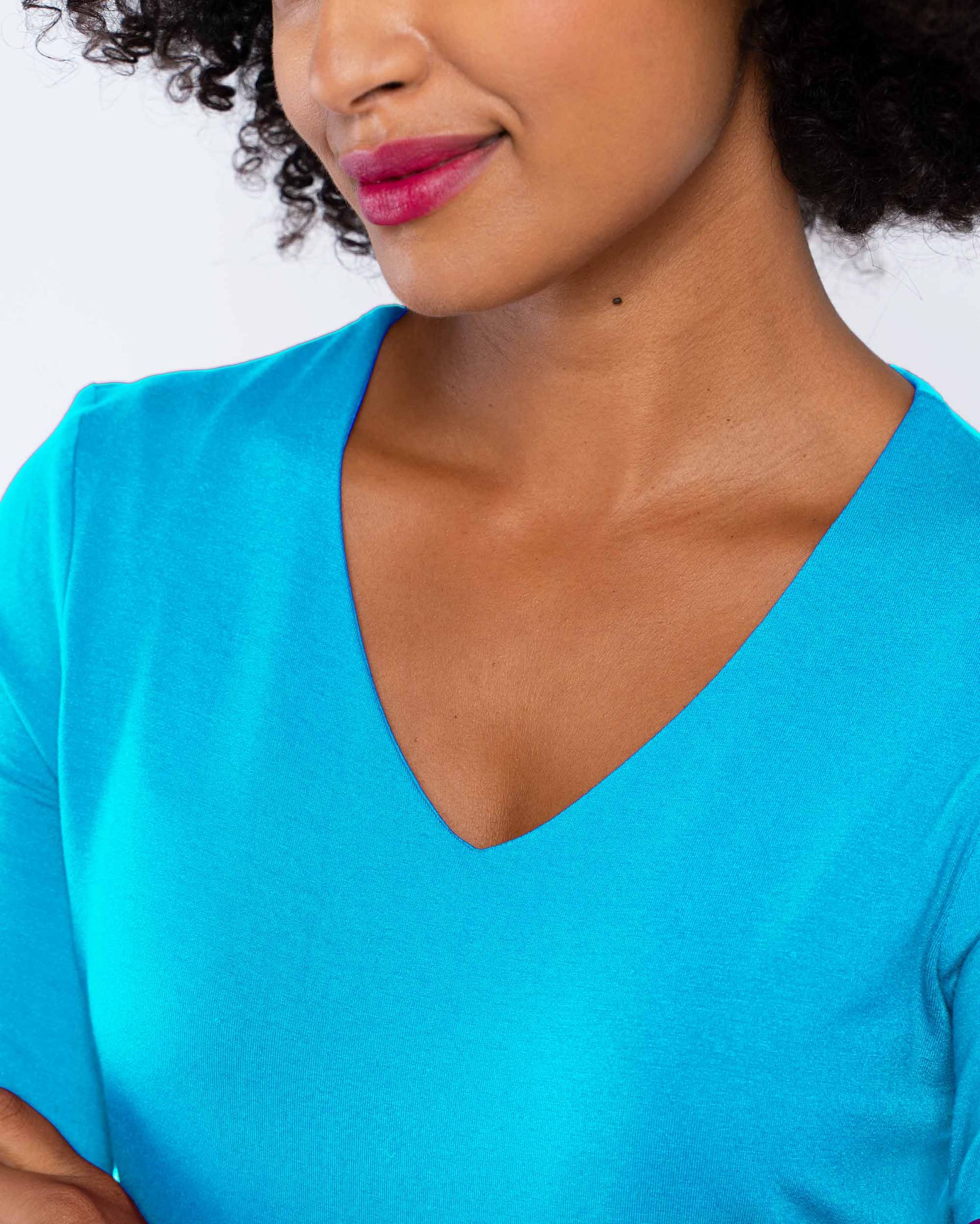 70130015LGOB-Double-Front-Long-Sleeve-V-Ecom-Detail-lagoon-blue-kettlewell-5.jpg