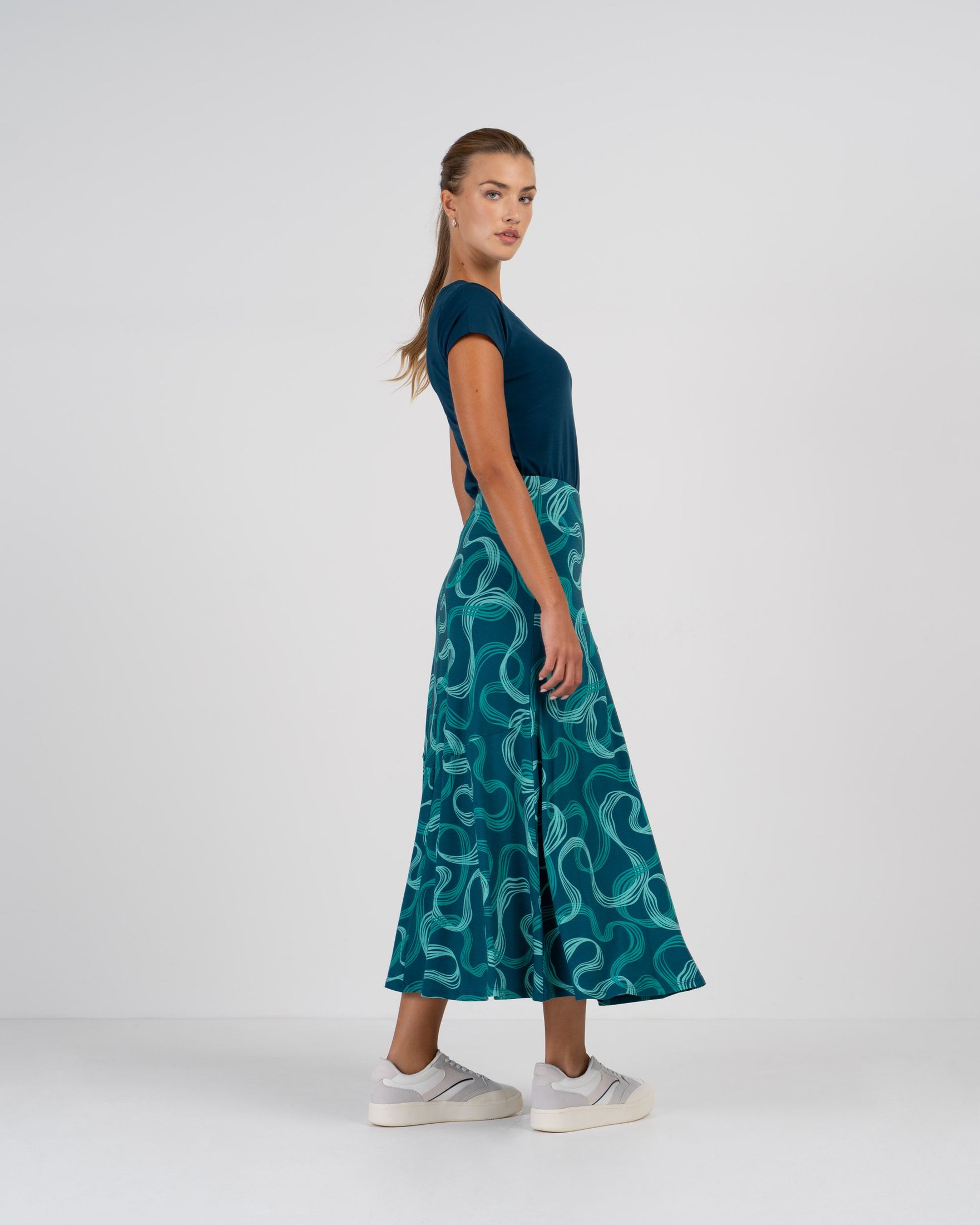 70130615-Lena-Print-Maxi-Skirt-Ecom-Side-grey-teal-Kettlewell-4.jpg