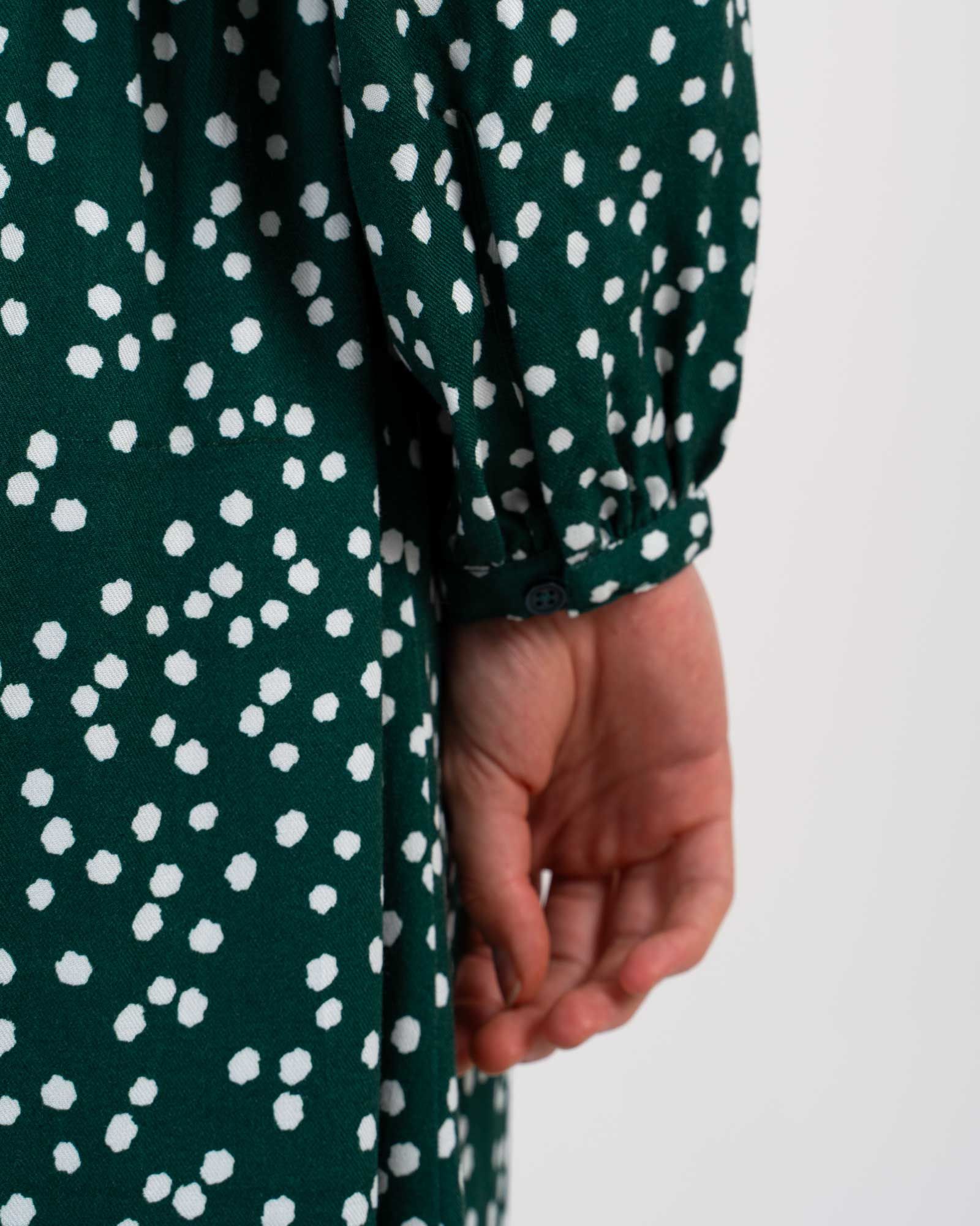 70126315PNPD-Delilah-Shirt-Dress-Ecom-Detail-Pine-Kettlewell-5.jpg