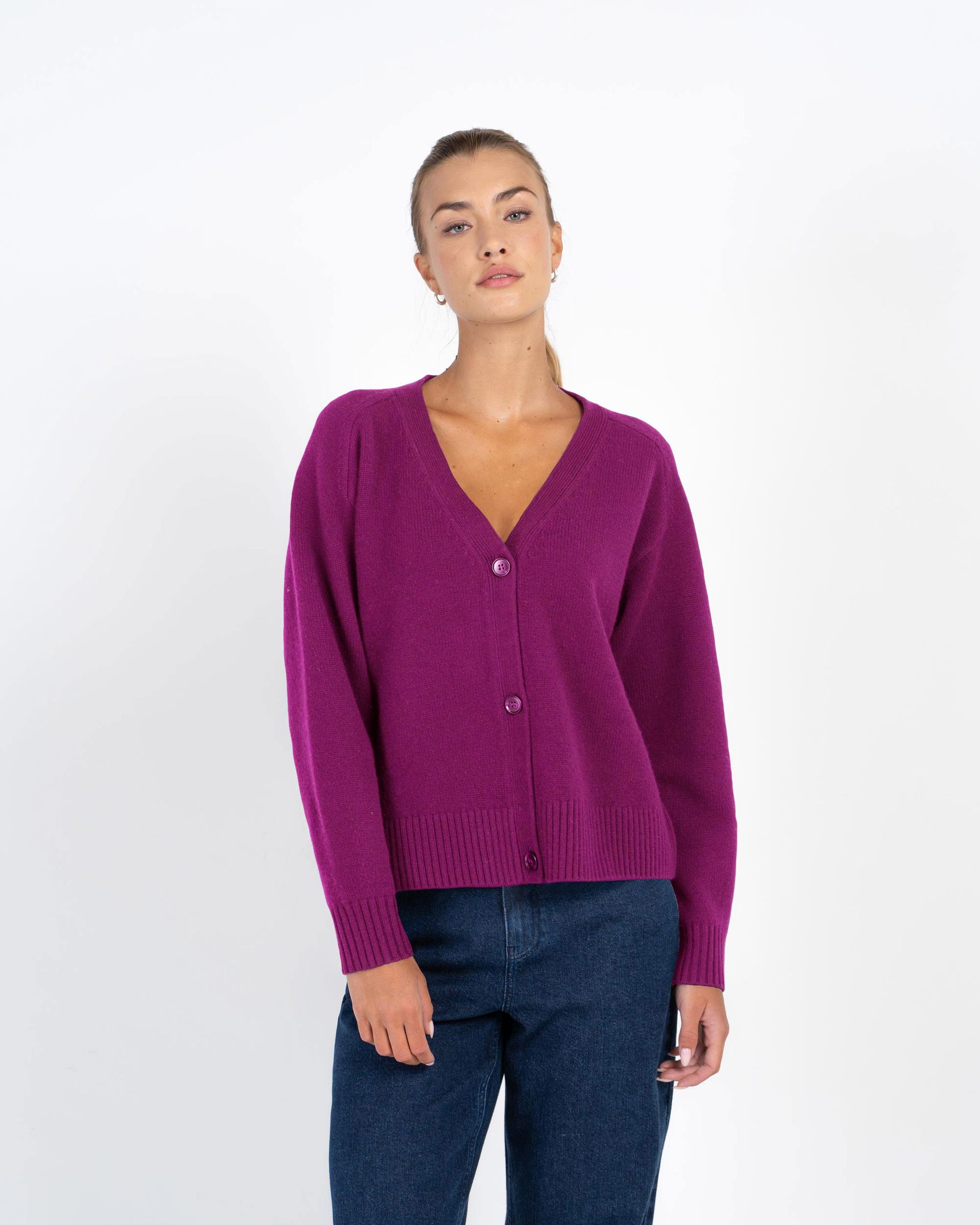70136715DAMS-Merino-Boxy-Cardigan-Ecom-Front-Damson-Kettlewell-1-EDIT.jpg