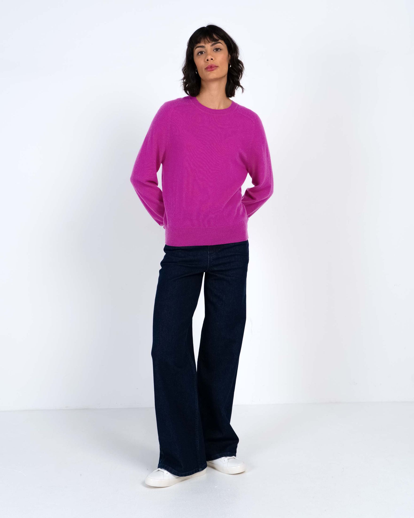 70125715DKAM-Cashmere-Sweater-Ecom-full-Bright-Amethyst-Kettlewell-1-edit.jpg