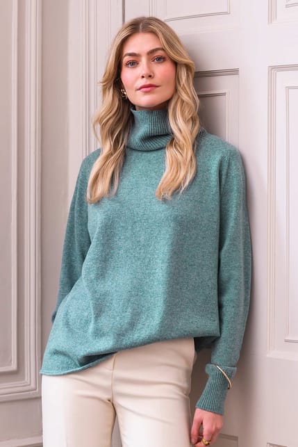 Celtic Geelong Slouch Roll Neck