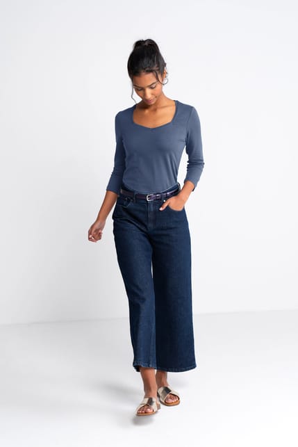 3/4 Sleeve Sweetheart Top