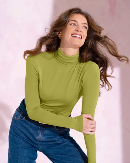Silky Roll Neck