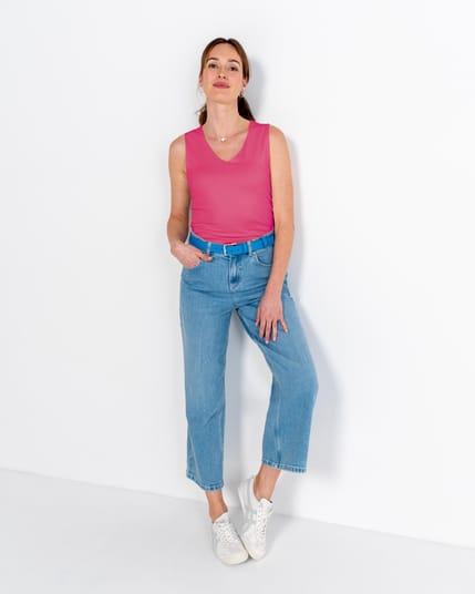 Darcey Sleeveless V