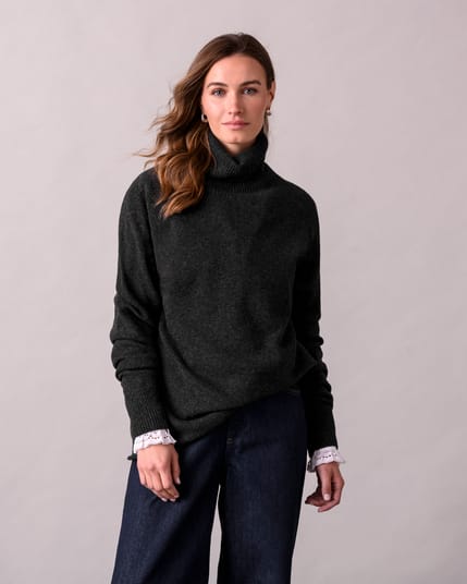 Celtic Geelong Slouch Roll Neck