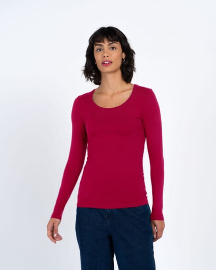 Silky Scoop Neck