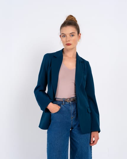 Izzy Blazer
