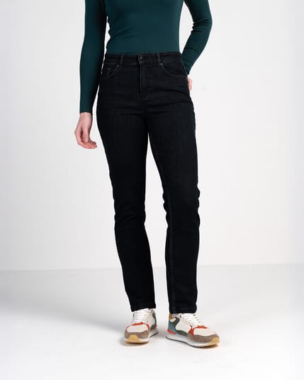 Darla Comfort Straight Leg Jeans