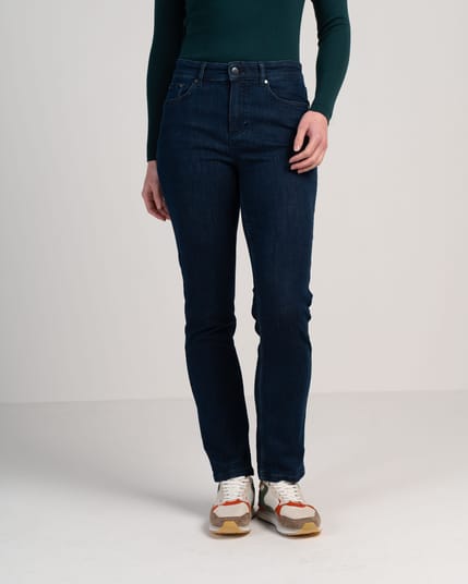 Darla Comfort Straight Leg Jeans